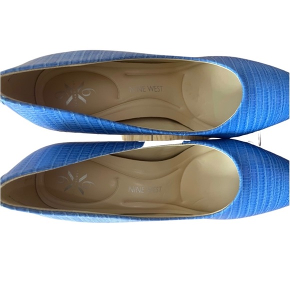 Women’s Nine West blue heels - Picture 4 of 6